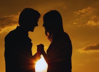 PRUŽENA RUKA POMIRENJA I ISKRENI ZNACI KAJANJA: BIVŠA LJUBAV ne želi odustati, jer OVE znakove VOLI VIŠE OD ŽIVOTA!